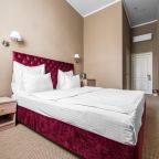 Двухместный стандарт с большой кроватью в отеле «Фортис Москва Дубровка»