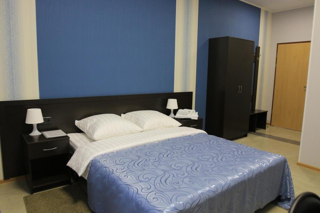 Двухместный (Улучшенный двухместный номер с одной кроватью) гостиницы Вечный зов Премиум, Москва