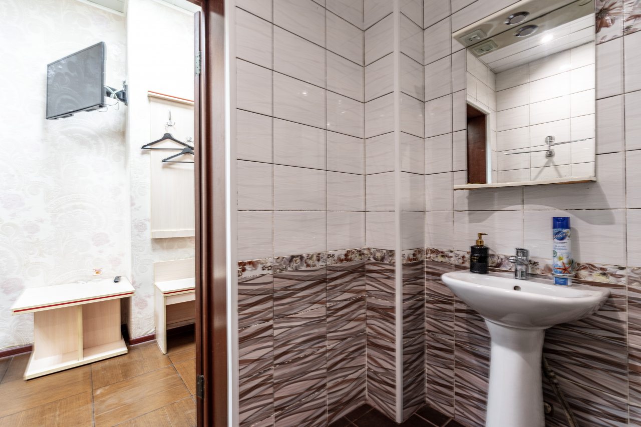 Двухместный стандартный номер с 1 двуспальной кроватью