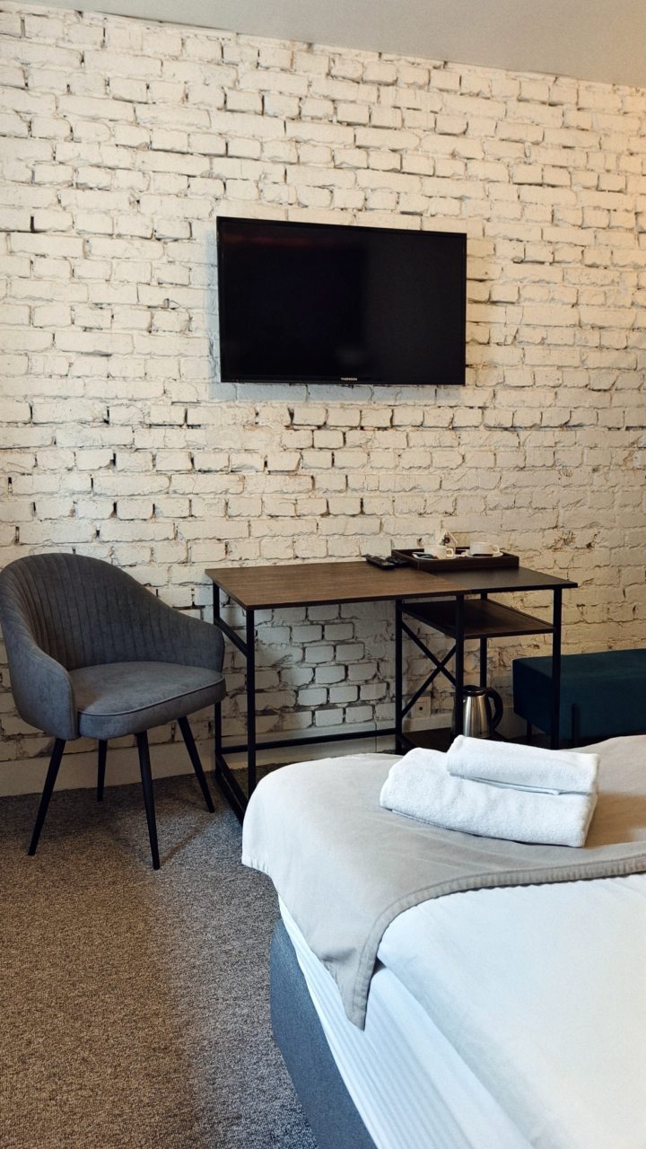 De Luxe, Мини-отель Loft Hotel H11