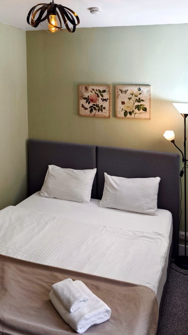 De Luxe, Мини-отель Loft Hotel H11