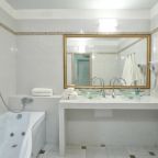 Двухместный (Улучшенный двухместный номер с ванной), Мини-отель Элизиум