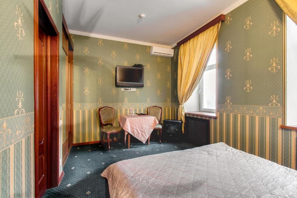 Двухместный (Улучшенный двухместный номер с 1 кроватью) гостевого дома Рублевъ, Москва