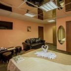 Двухместный (Классический семейный номер «7» с диваном и собственной ванной комнатой), Мини-отель Фаб