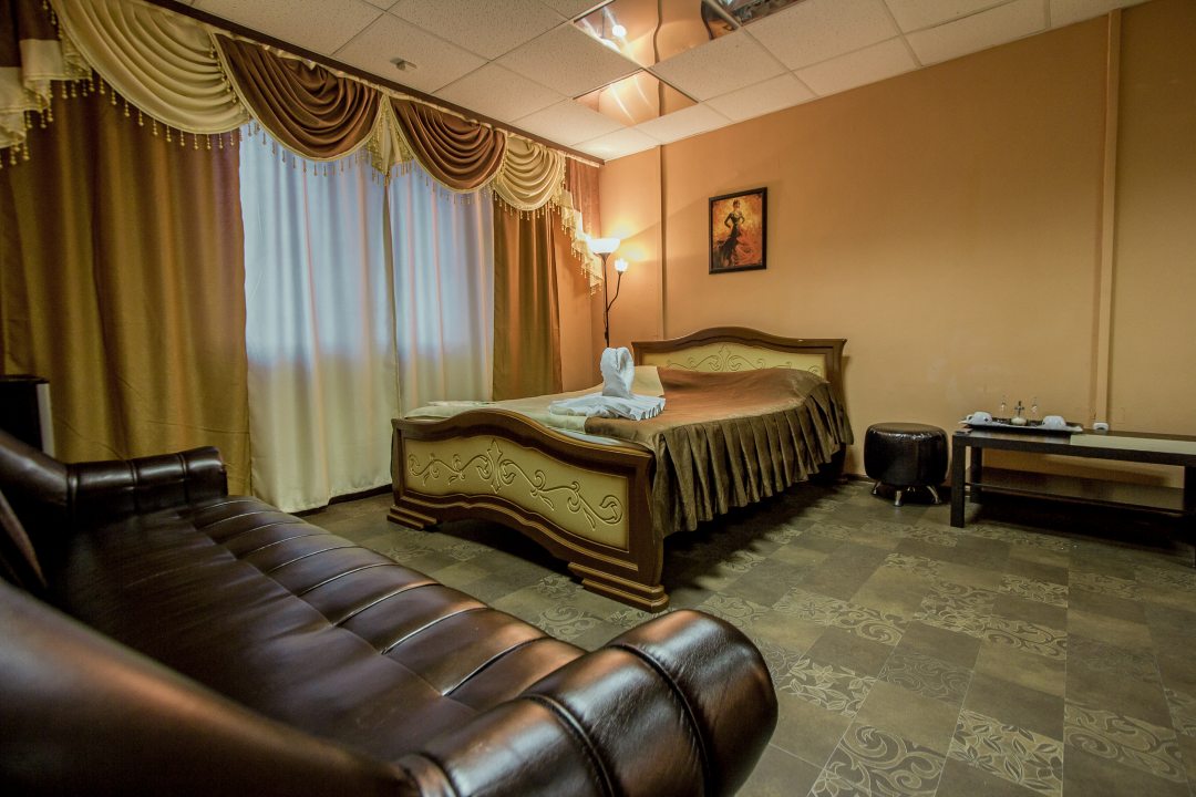 Семейный (Классический семейный номер «3» с собственной ванной комнатой), Мини-отель Фаб