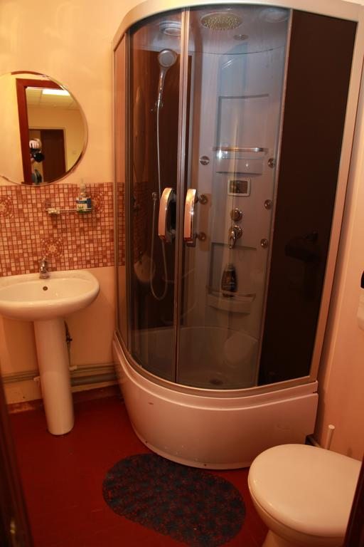 Двухместный (Комфортабельный номер «1» с собственной ванной комнатой), Мини-отель Фаб