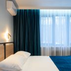 Двухместный (Улучшенный номер с кроватью размера «king-size»), Мини-отель Фаб