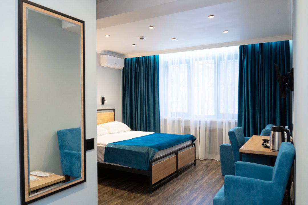 Двухместный (Улучшенный номер с кроватью размера «king-size»), Мини-отель Фаб