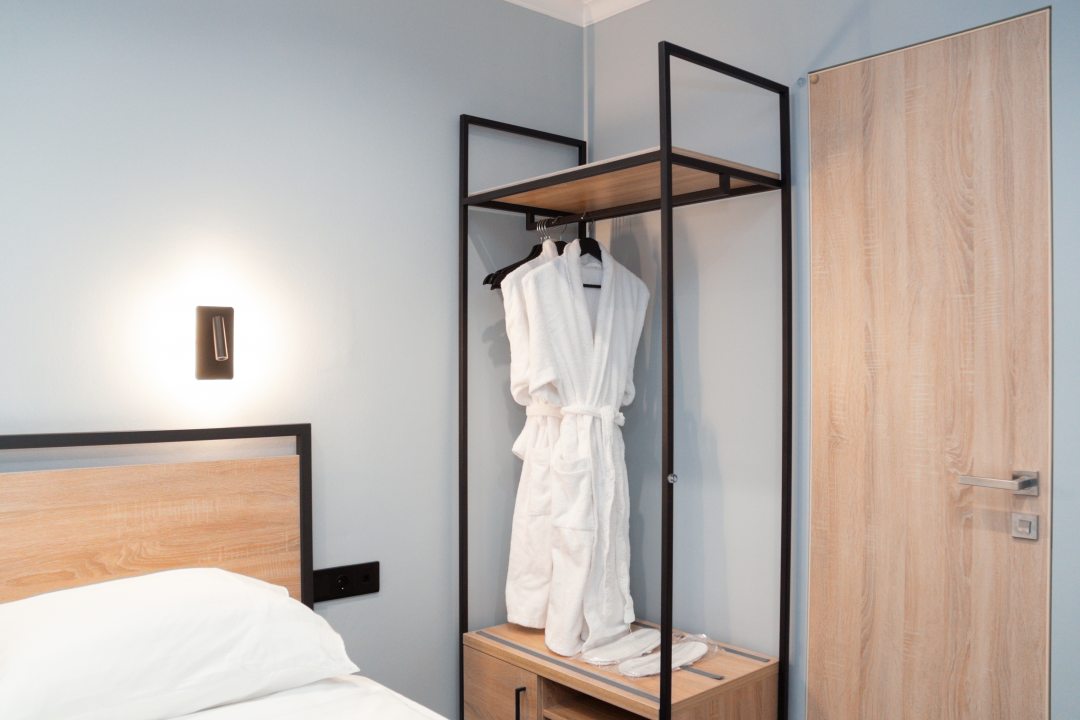 Сьюит (Люкс «2» с кроватью размера «king-size» и гидромассажной ванной), Мини-отель Фаб