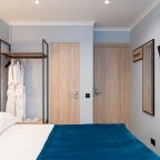 Сьюит (Классический семейный номер «6» с собственной ванной комнатой), Мини-отель Фаб