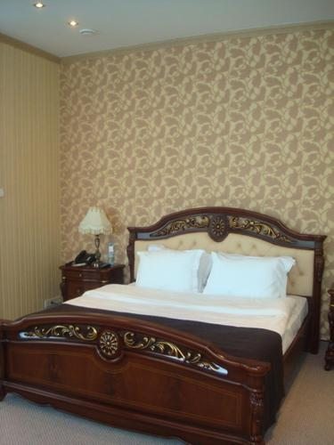 Сьюит (Королевский люкс) отеля Ramada By Wyndham Yekaterinburg Hotel & Spa, Екатеринбург