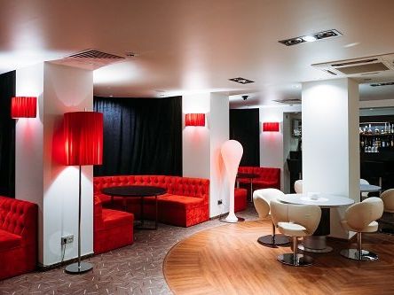 Boogie’s Bar, Отель Ramada By Wyndham Yekaterinburg Hotel & Spa