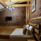 Двухместный (Улучшенный номер с 1 кроватью или 2 отдельными кроватями, без окна), Отель Маросейка 2/15