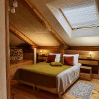 Двухместный (Стандартный Мансардный номер с 1 кроватью), Отель Маросейка 2/15