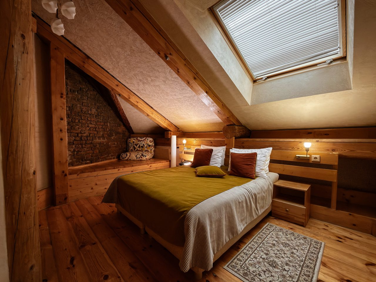 Двухместный (Стандартный Мансардный номер с 1 кроватью), Отель Маросейка 2/15