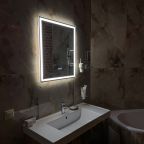 Люкс (Наполеон), Отель Маросейка 2/15