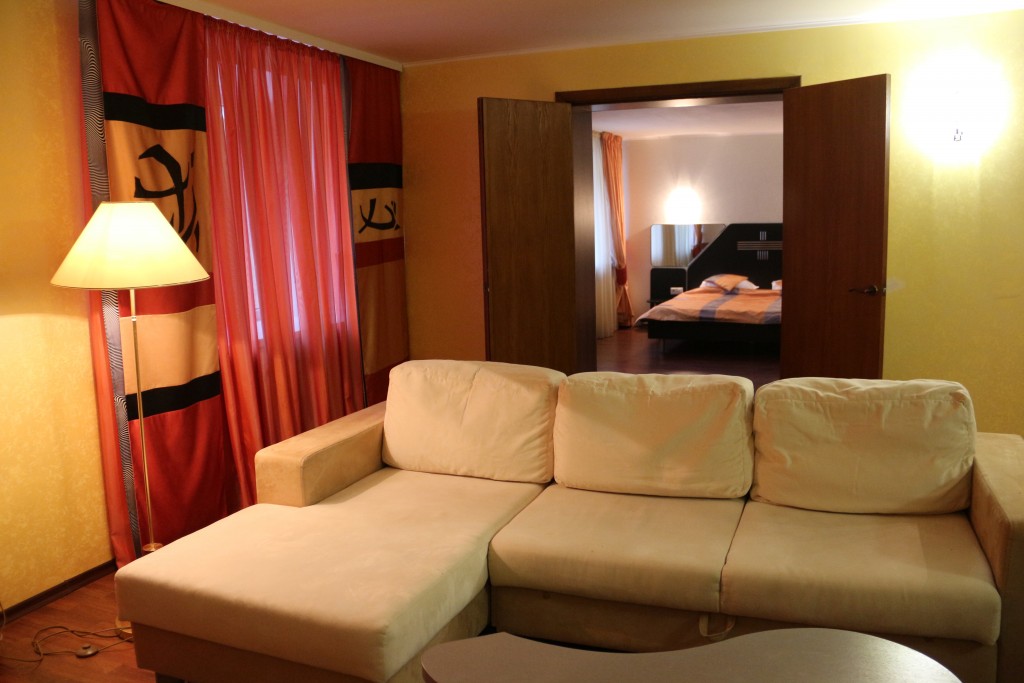 Апартаменты (Семейный с большой кроватью) гостиницы Саратов