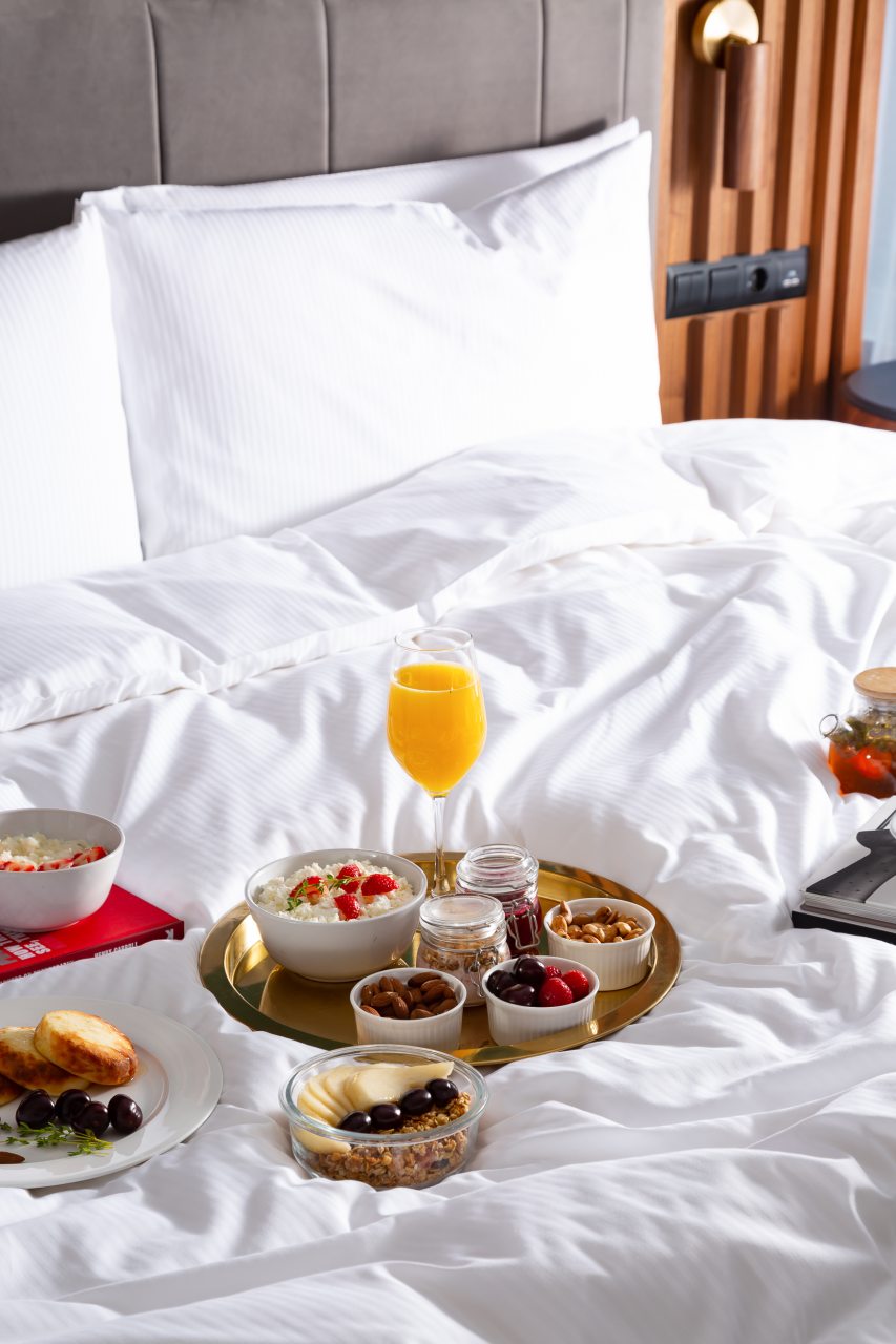 Завтрак в номер, DoubleTree by Hilton Hotel Novosibirsk