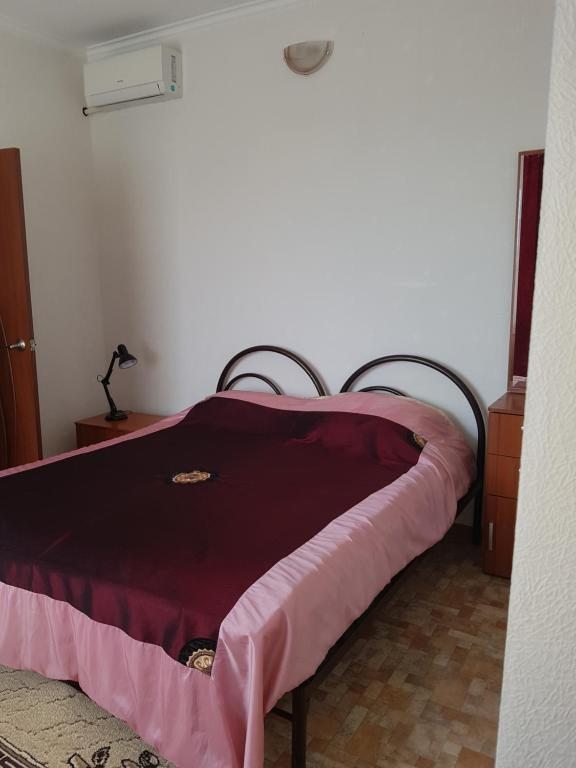 Двухместный (Двухместный номер с 1 кроватью и собственной ванной комнатой) гостевого дома Калина, Гагра