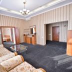 Люкс (Семейный), Загородный отель Нежинка