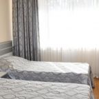 раздельные кровати в номере гостиницы Кавказ 2*, Краснодар