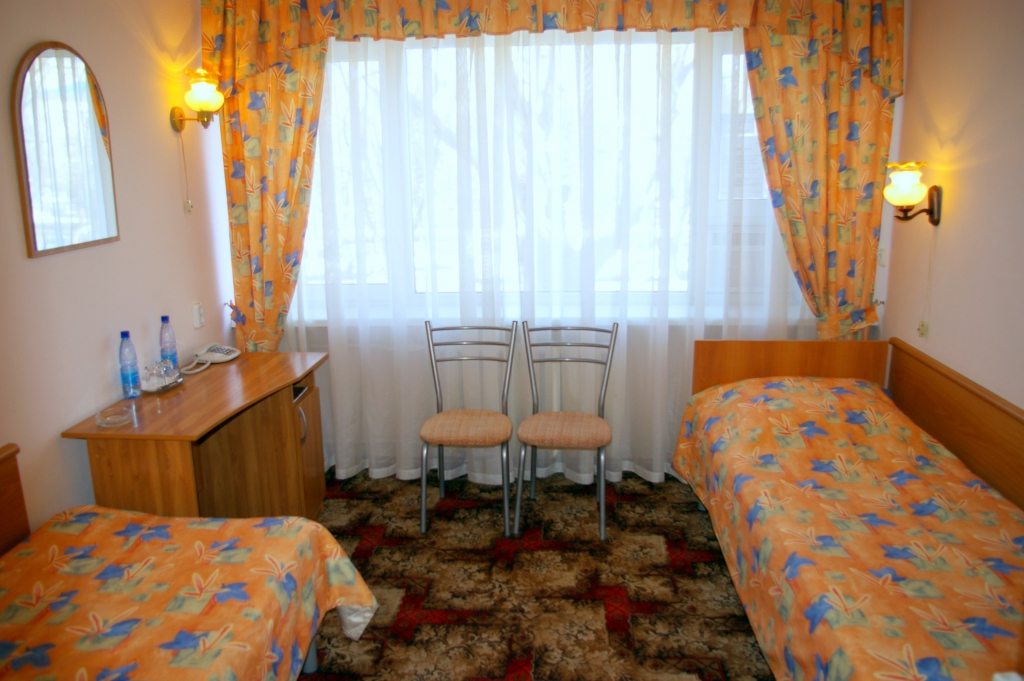Двухместный (Эконом) гостиницы Кавказ, Краснодар