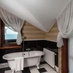 Сюит (Джуниор сюит с видом на море 3*), Отель Маякоvsкий