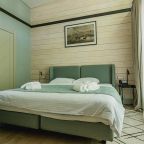 Апартаменты (Люкс (апартаменты) 4*), Отель Маякоvsкий