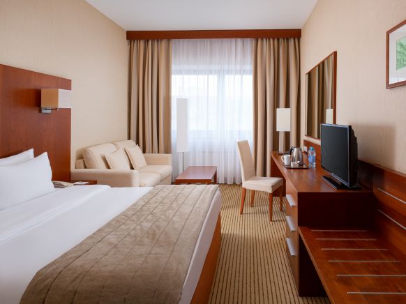 Фотография номера гостиницы HolidayHall Samara Hotel