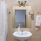 Одноместный, Гостиница Атом