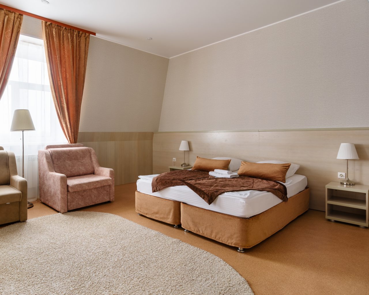 Двухместный (Плюс), Гостиница Атом