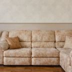 Люкс, Гостиница Атом