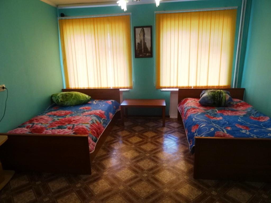 Двухместный (Бюджетный двухместный номер с 2 отдельными кроватями) отеля Лилия, Луга