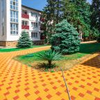 Сад, База отдыха Приморский