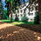 Сад, База отдыха Приморский