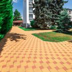 Сад, База отдыха Приморский