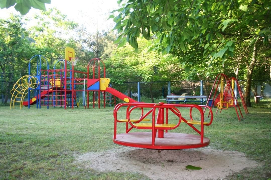 Детская игровая площадка, База отдыха Горизонт СПБГУ