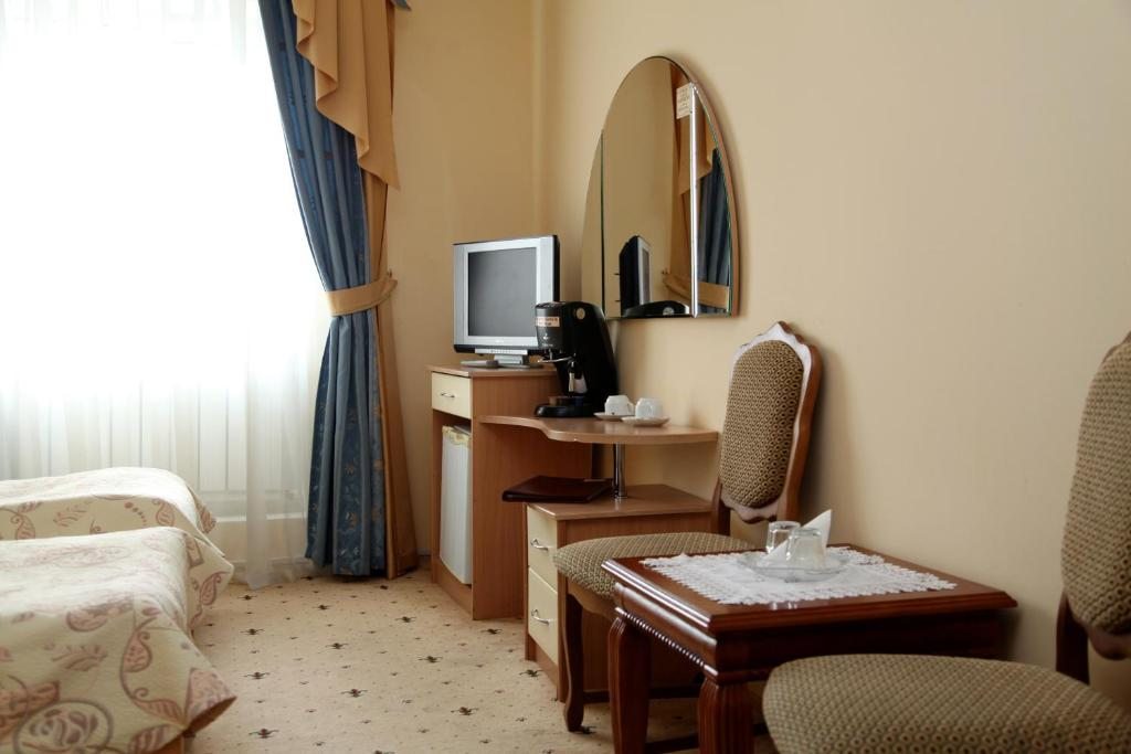 Двухместный (Двухместный номер с 2 отдельными кроватями) отеля Бережки-Холл, Егорьевск
