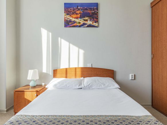 Гостиница Парус, Екатеринбург