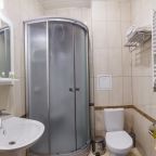 Полулюкс, Гостиница Гранд Отель