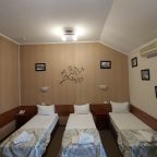 Полулюкс, Гостиница Континенталь