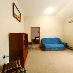 Люкс, Гостиница Континенталь