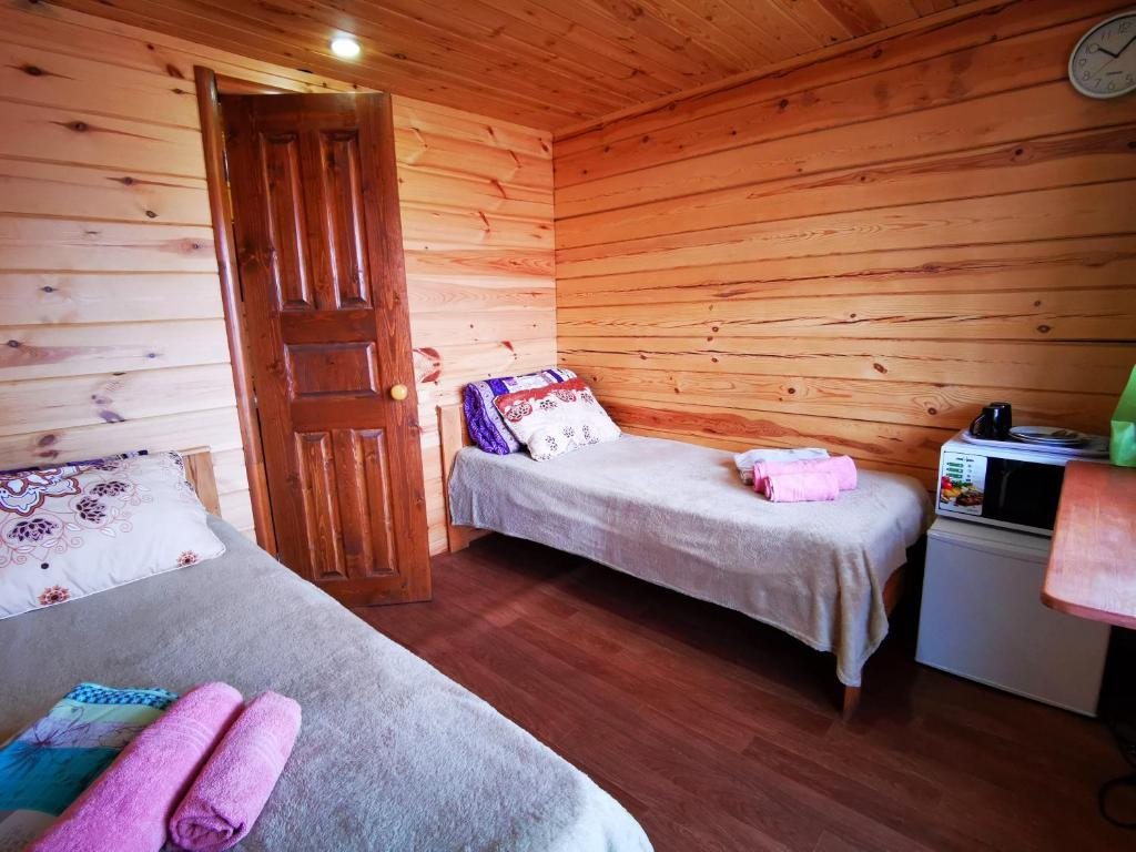 Двухместный (Бюджетный двухместный номер с 2 отдельными кроватями) гостевого дома Эльдорадо, Сахюрта