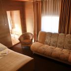 Коттедж (Горница), Эко-отель Чабрец