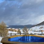 Баня с видовым панорамным окном и тёплой купелью, Эко-отель Чабрец