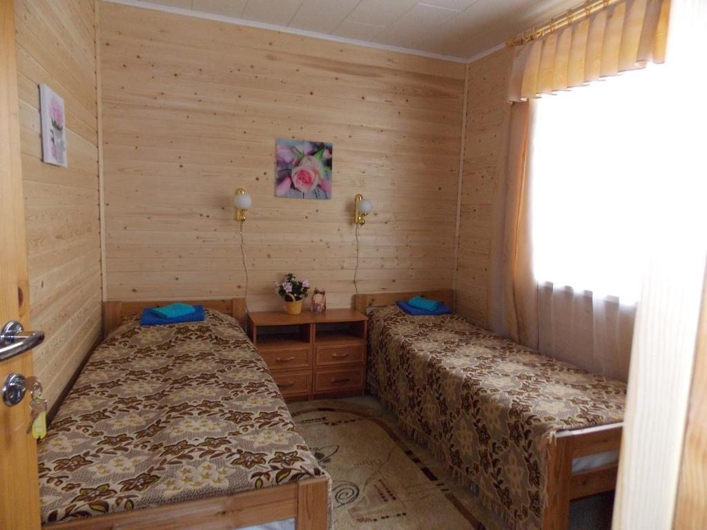 Двухместный (Двухместный номер с 2 отдельными кроватями) гостевого дома Раджа, Сортавала, Республика Карелия