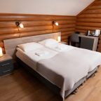 Двухместный (Стандарт с балконом №3), База отдыха Ламберг