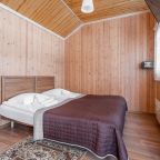 Коттедж (Двухместный №9), База отдыха Ламберг