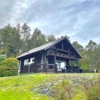 Коттедж (Четырёхместный №3), База отдыха Ламберг