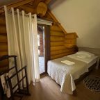 Коттедж (Четырёхместный №8), База отдыха Ламберг